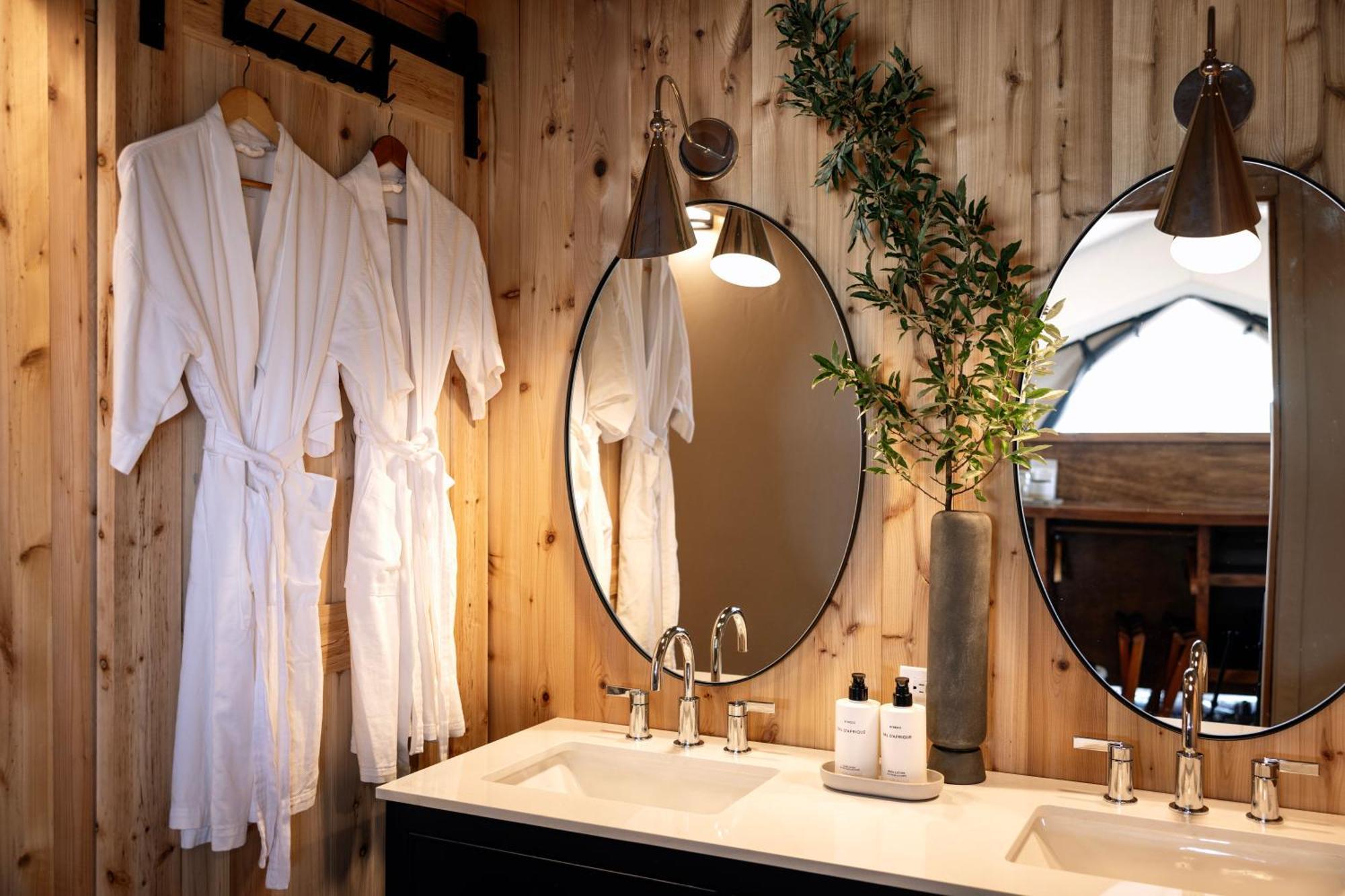 Collective Retreats Governors Island Camping 4*
