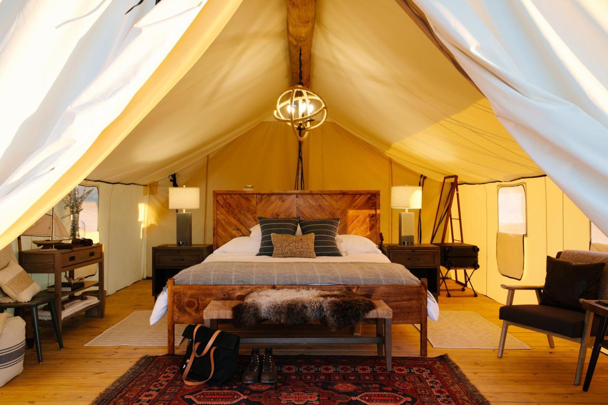 Collective Retreats Governors Island Camping 4*