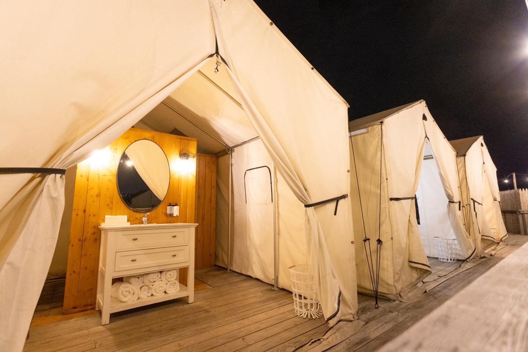 Camping Collective Retreats Governors Island Nueva York