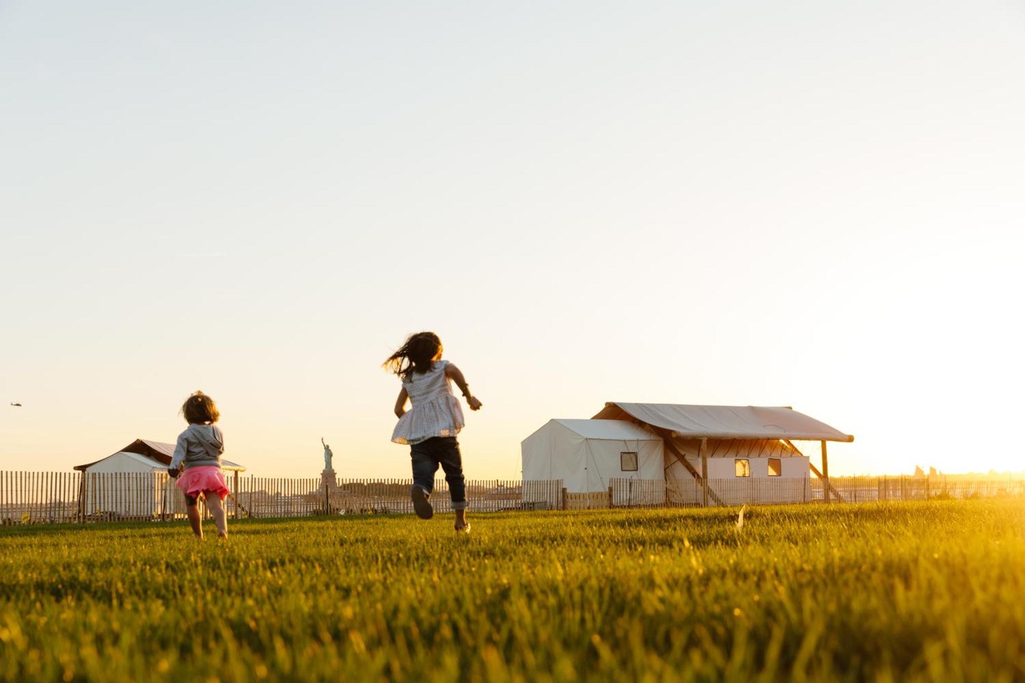 Collective Retreats Governors Island Camping Nueva York