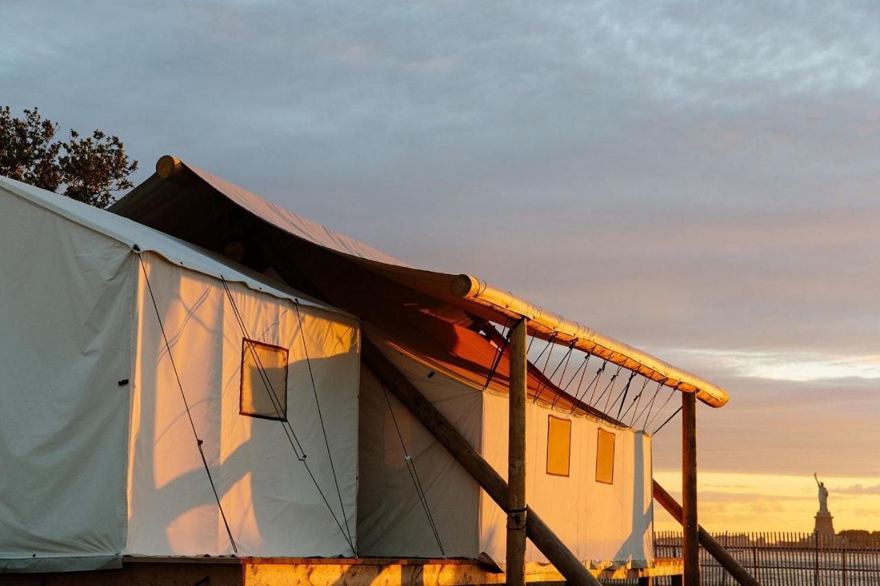 Collective Retreats Governors Island Nueva York